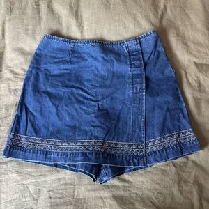 Sonoma Denim Blue Embroidered Women’s Skort